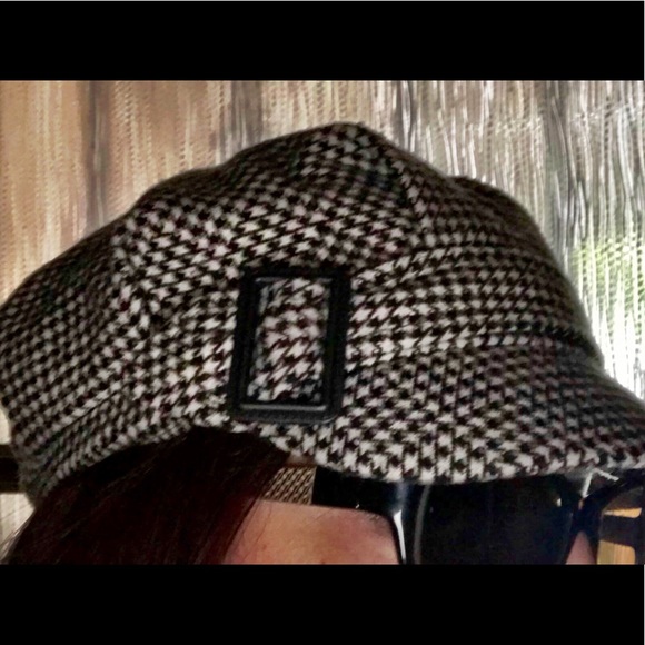 Hat - Picture 5 of 8